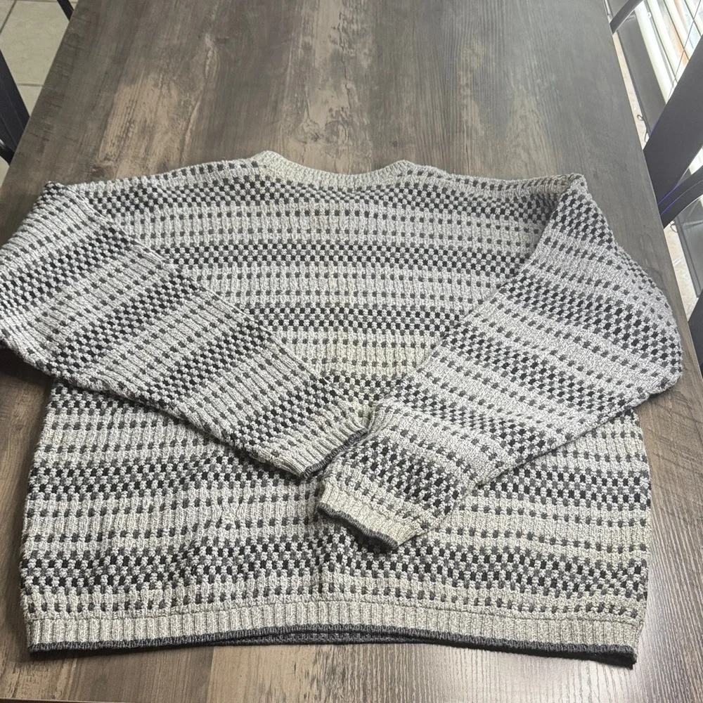 Vintage Grandpa Core Bill Blass Black and Gray Crewneck Sweater